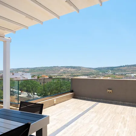 Sunny Country Views Penthouse Close To Gnejna Bay Apartment L-Imgarr