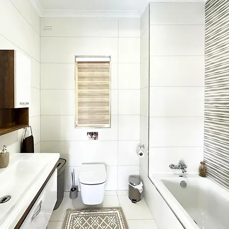 Sunny Country Views Penthouse Close To Gnejna Bay Apartment L-Imgarr