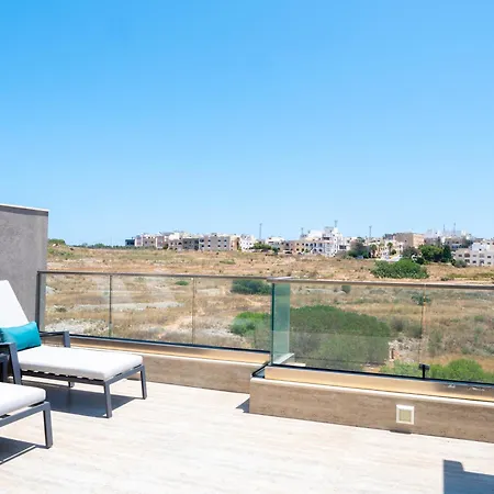 Sunny Country Views Penthouse Close To Gnejna Bay * L-Imgarr