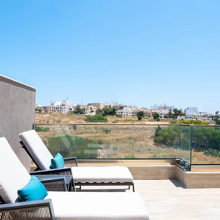 Sunny Country Views Penthouse Close To Gnejna Bay Apartment L-Imgarr