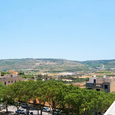 Sunny Country Views Penthouse Close To Gnejna Bay L-Imgarr